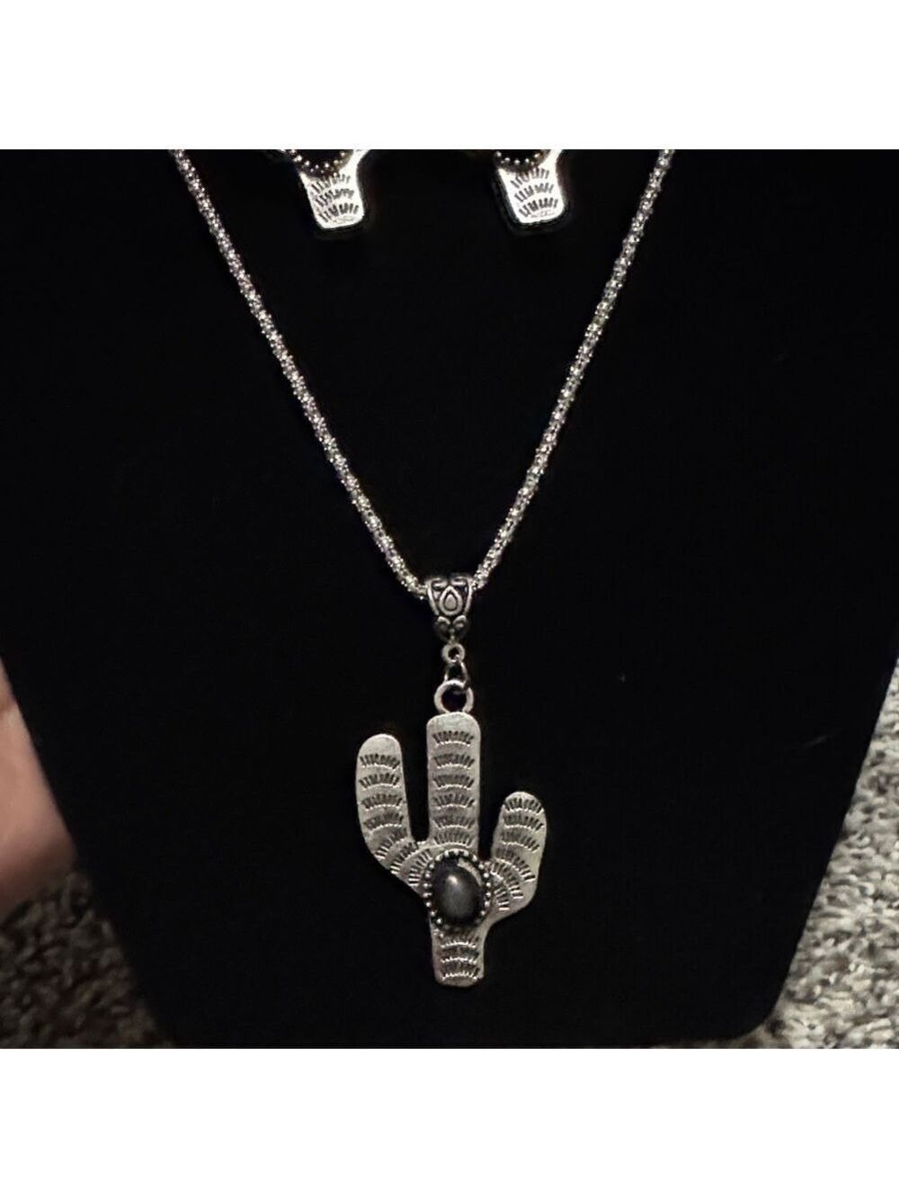 Western Black Cactus Jewelry Set Necklace Earrings Southwest Boho - Picture 4 of 6